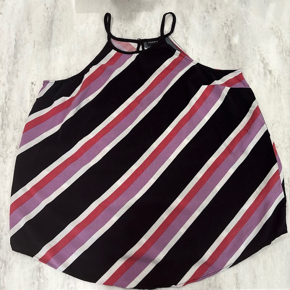 Torrid women’s tank shirt 2X